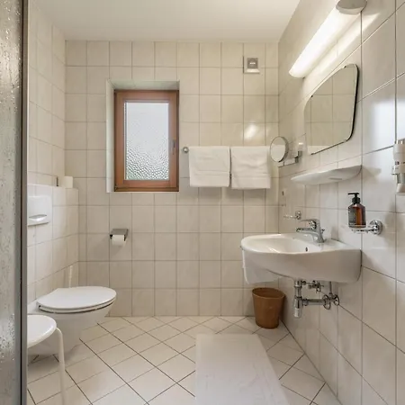 Penzinghof * 메이른호픈